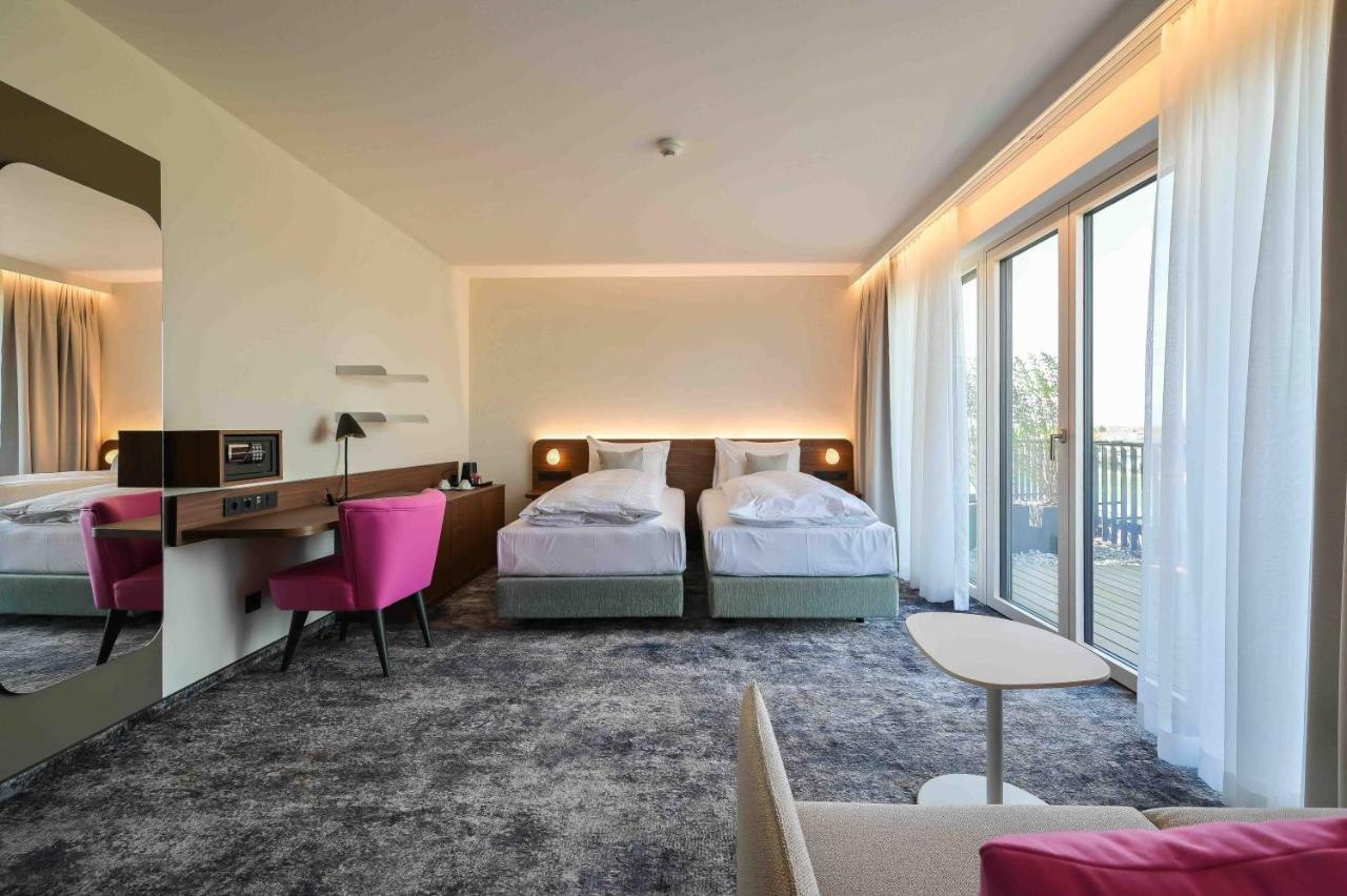 Hotel Le Parc Wiener Neustadt Dış mekan fotoğraf