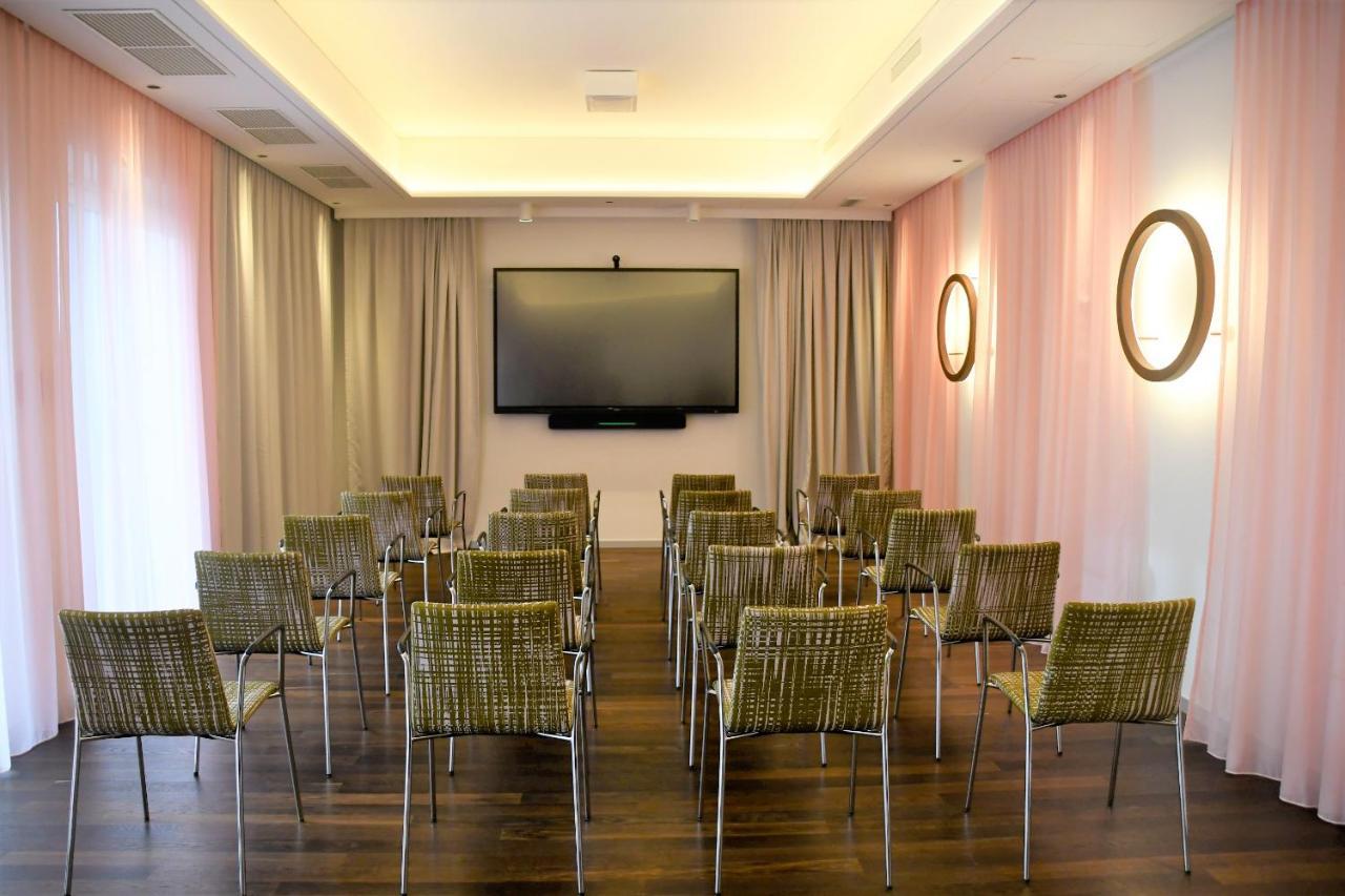 Hotel Le Parc Wiener Neustadt Dış mekan fotoğraf
