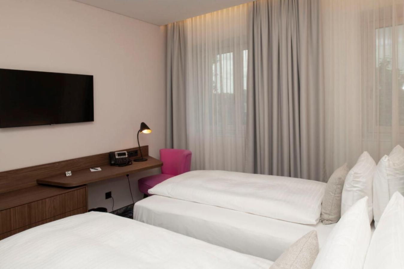 Hotel Le Parc Wiener Neustadt Dış mekan fotoğraf