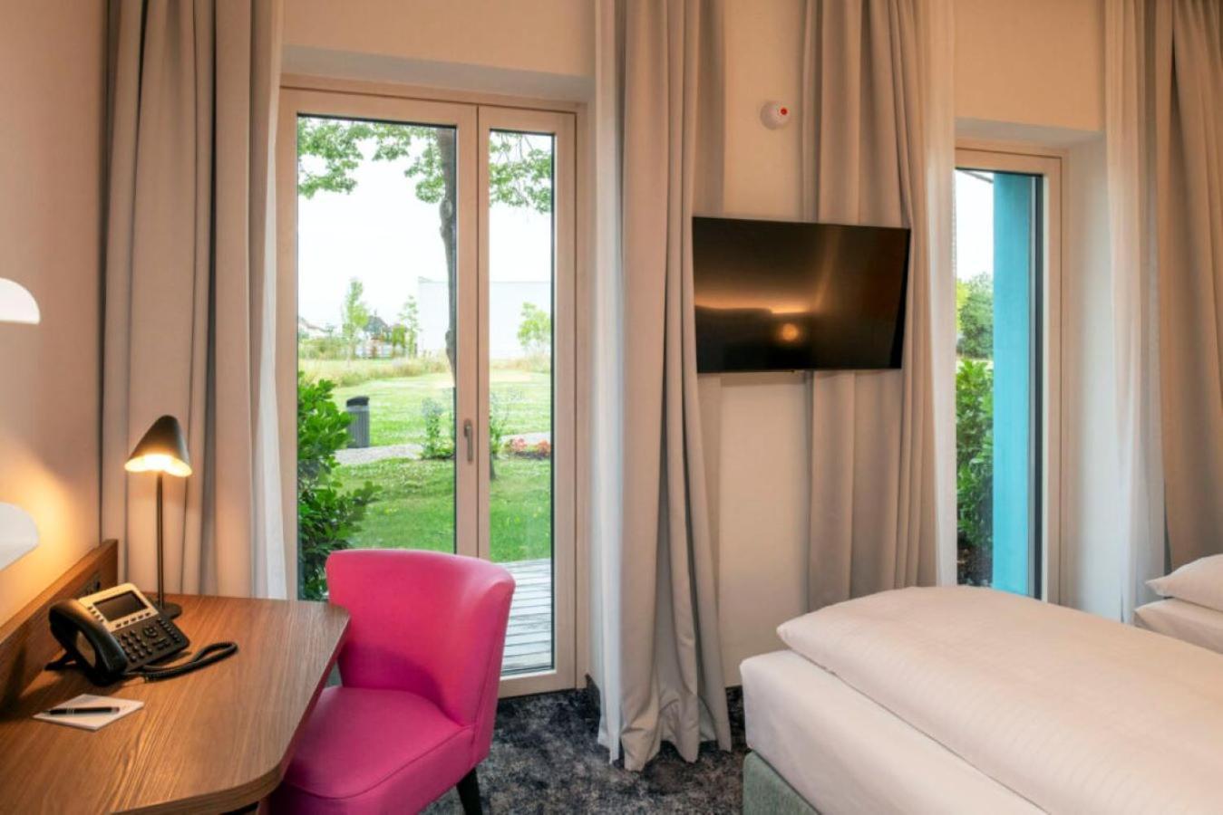 Hotel Le Parc Wiener Neustadt Dış mekan fotoğraf